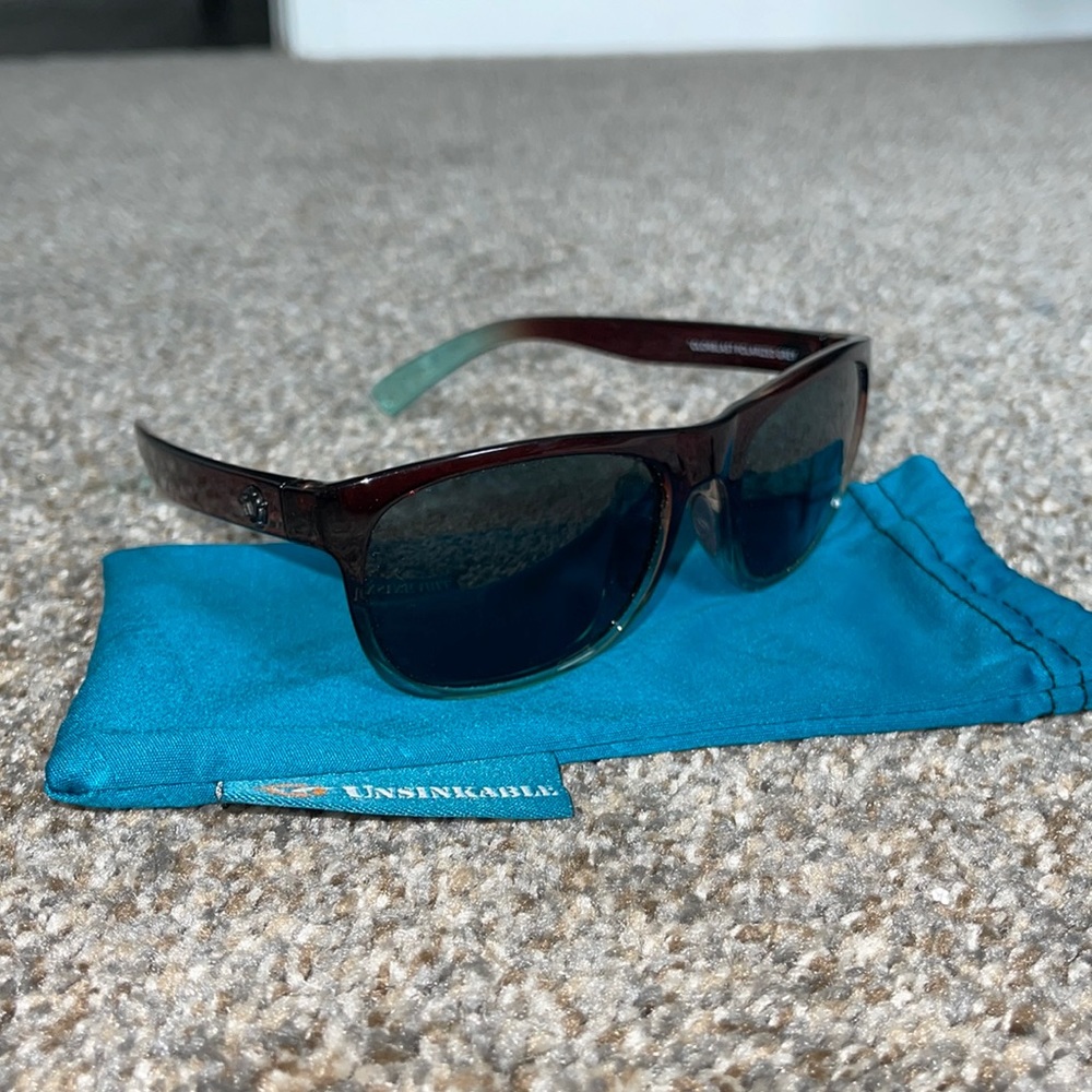 Gently Used: Unsinkable Sunglasses